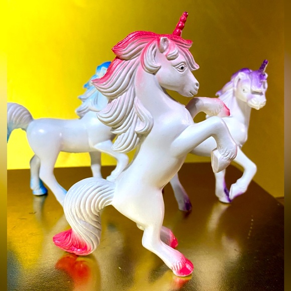 MYSTICAL UNICORN 80’s BUNDLE OF 3 CUTE UNICORNS SOLID PVC/VINYL TYPE 4.25”-5.25” - Picture 3 of 14